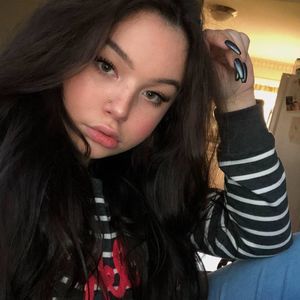 Meet your Posher, Vee